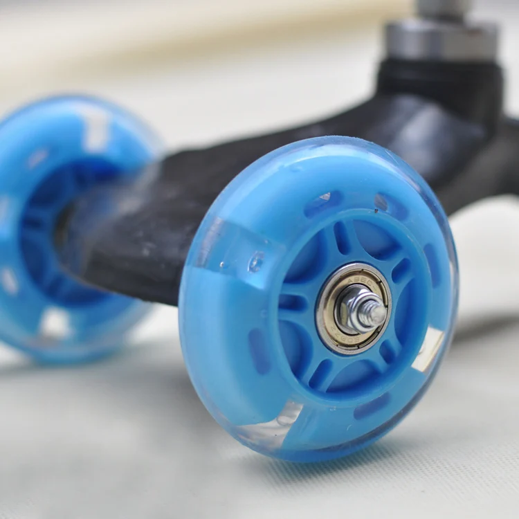 Новинка 4 шт. колеса для роликовых коньков флэш светильник с магнитным