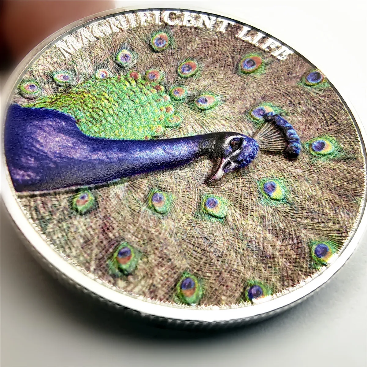 

Cook Islands Magnificent Life Blue Peacock Commemorative Coin Collectibles Elizabeth II 999 Silver 5 Dollar Copy Specie