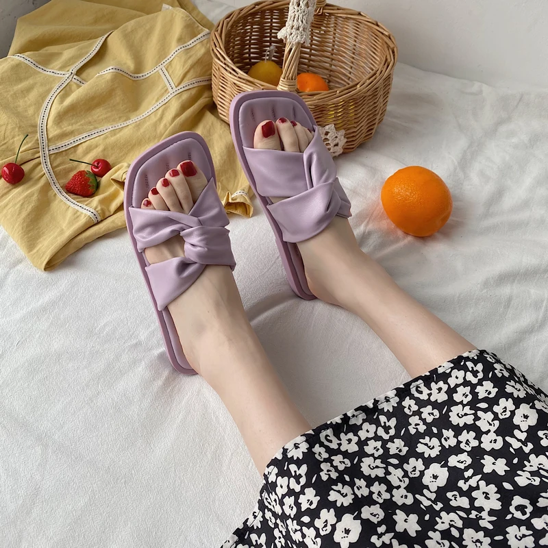 

Female Shoes Slippers Soft Low Slides Fashion Platform 2021 Comfort Summer Luxury Flat Basic Rubber PU Flat Shoes Female Womens