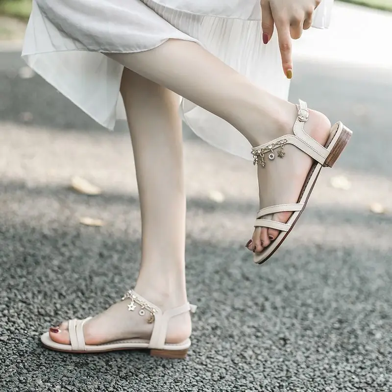 

Сандалии женские с плоской подошвой, модные босоножки в сказочном стиле, римские сандалии с юбкой со стразами, лето 2021