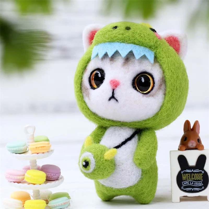 

Lovely Cat Doll Animal DIY Wool Felt Handmade Wool Needle Felting Kit