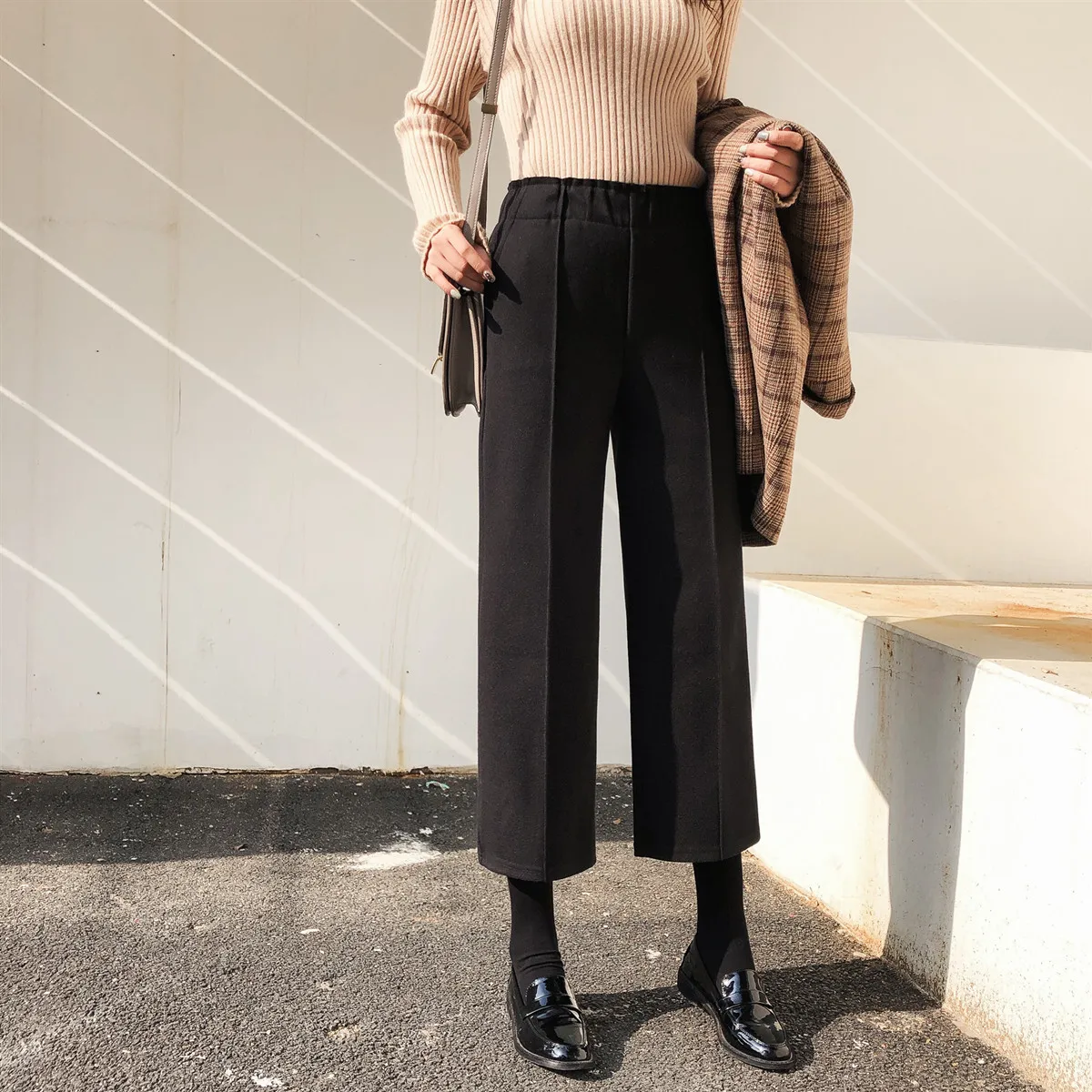 

JUJULAND woman Autumn and winter woolen cloth straight tube trousers Loose stretch waist trousers in thick solid colour 5424