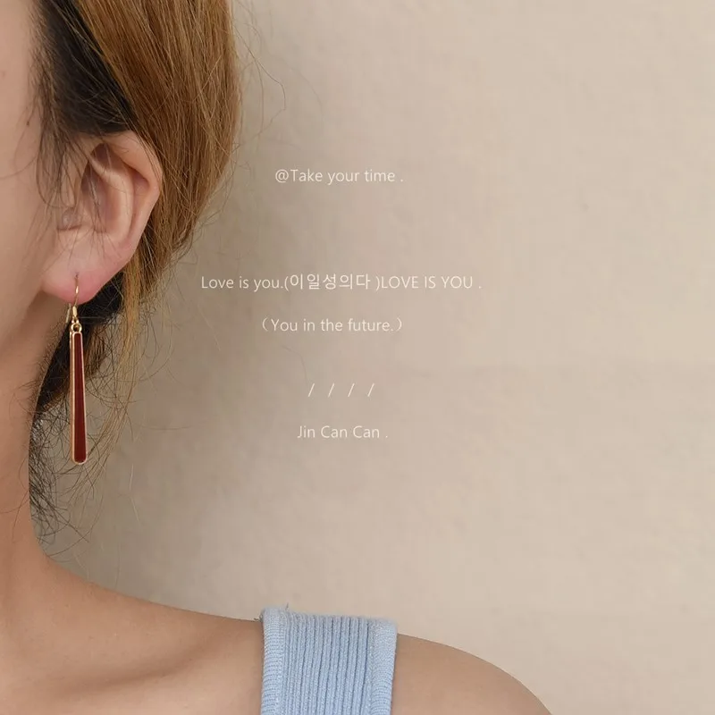 

Wine Red Temperament 925 Silver Needle Dripping Long Strips of Cold Wind Simple Earrings Female Ins Earrings Women Jewelry