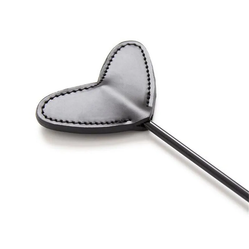 Недорогие игры для взрослых кнут с прутом шлепки из кожи БДСМ бондаж ролевых игр