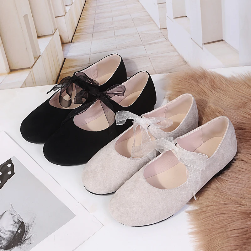 Женские туфли на шнуровке серые черные повседневные офисные плоской подошве с