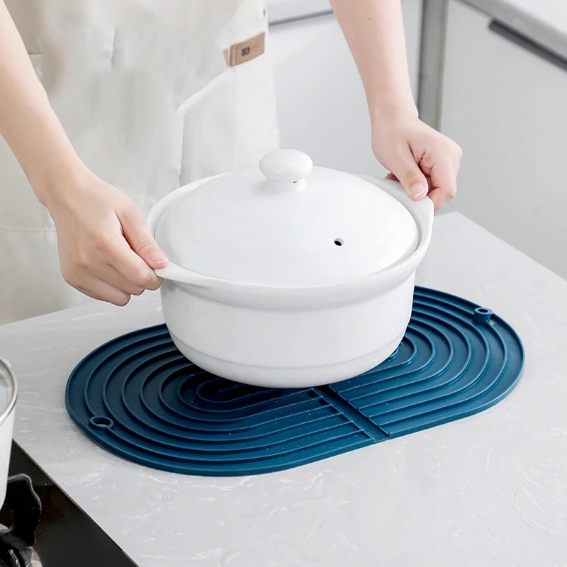 

Foldable Easy Storage Silicone Drain Dish Drying Mat Kitchen Accessories Heat Resistant Drain Tableware Durable Cushion Placemat