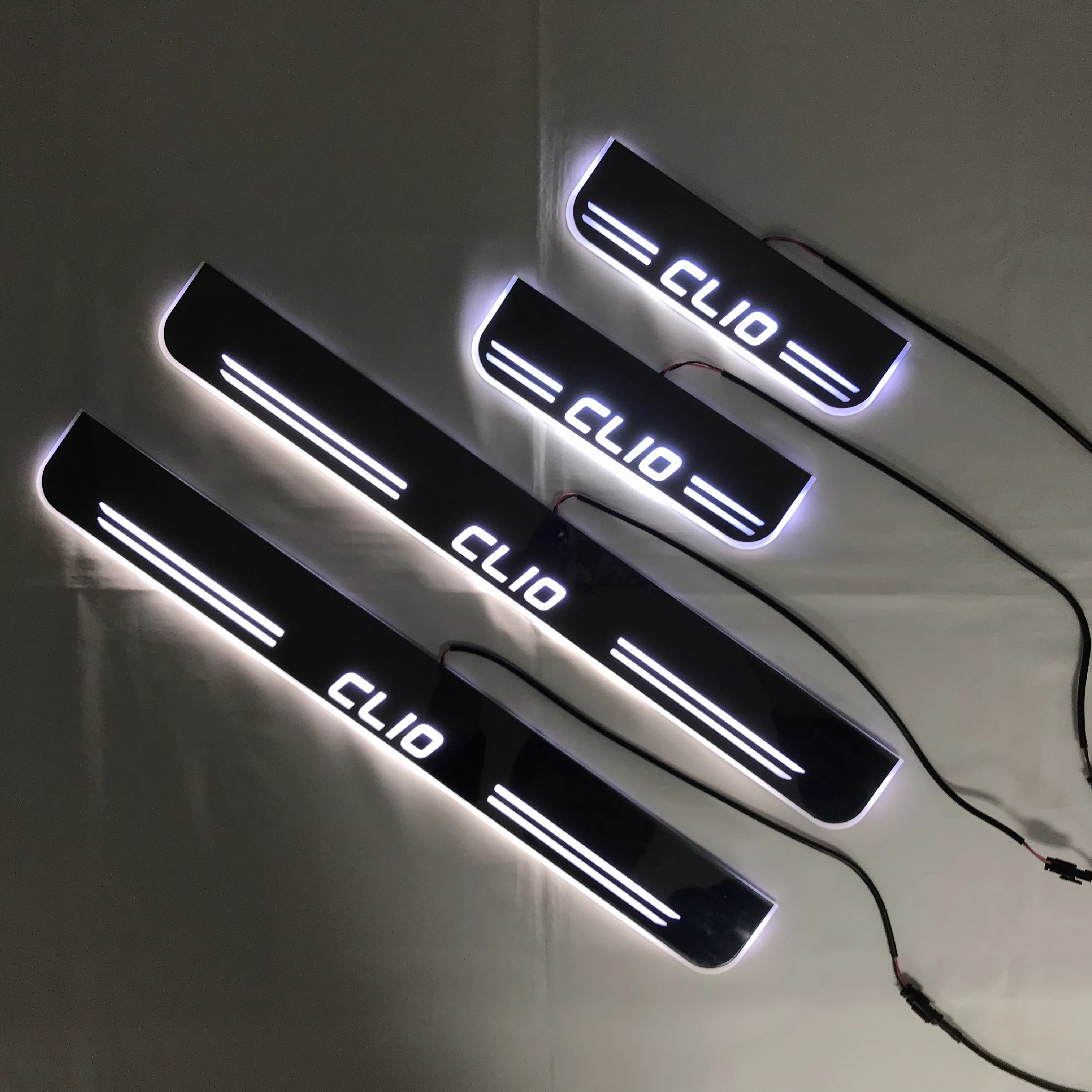 

RQXR led moving door scuff for renault clio dynamic door sill plate flat lining overlay flowing/still light, 4pcs