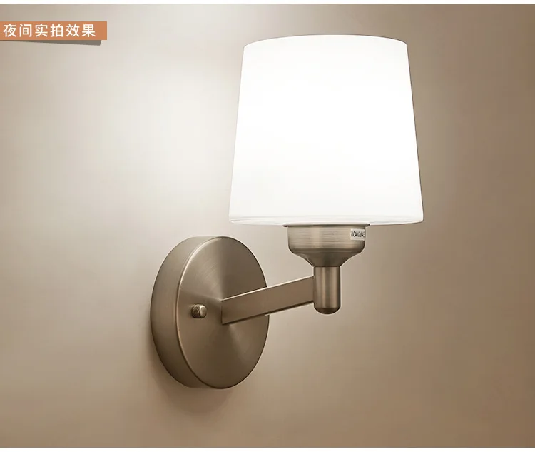 Простой современный минималистичный потолочный светильник в европейском стиле