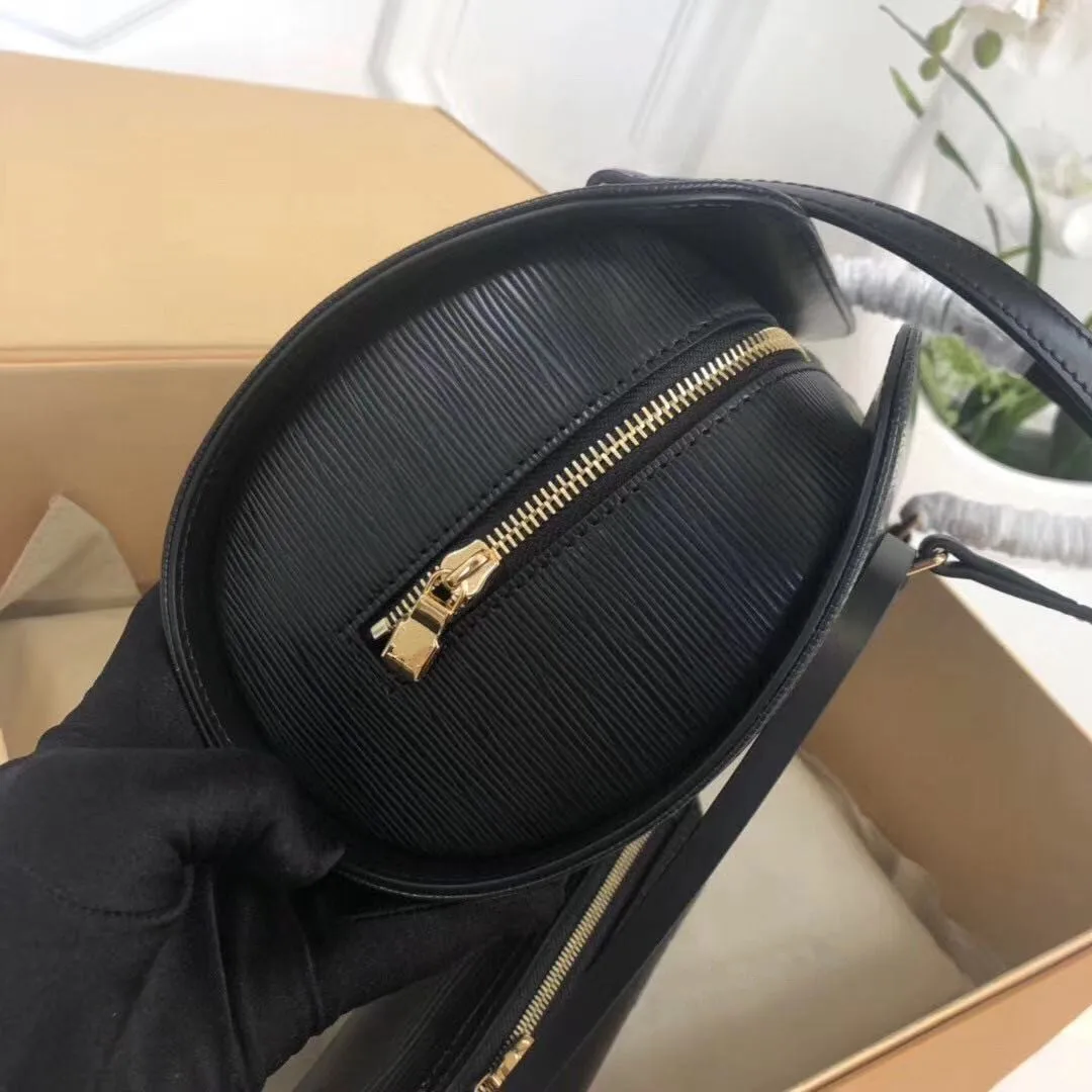 

Buy One, Get One Of Mother And Child Bag Top Perfect European And American Fashion Designer Leather Handbag