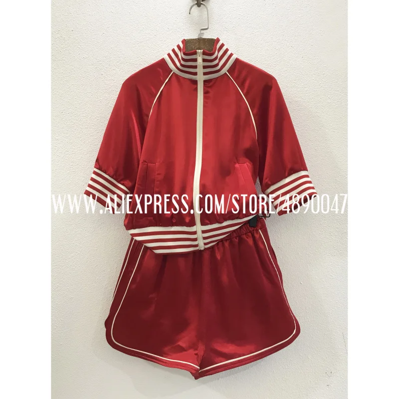 

Cherry patch embroidery casual baseball uniform short jacket elastic elastic waist wide-leg shorts two-piece suit women