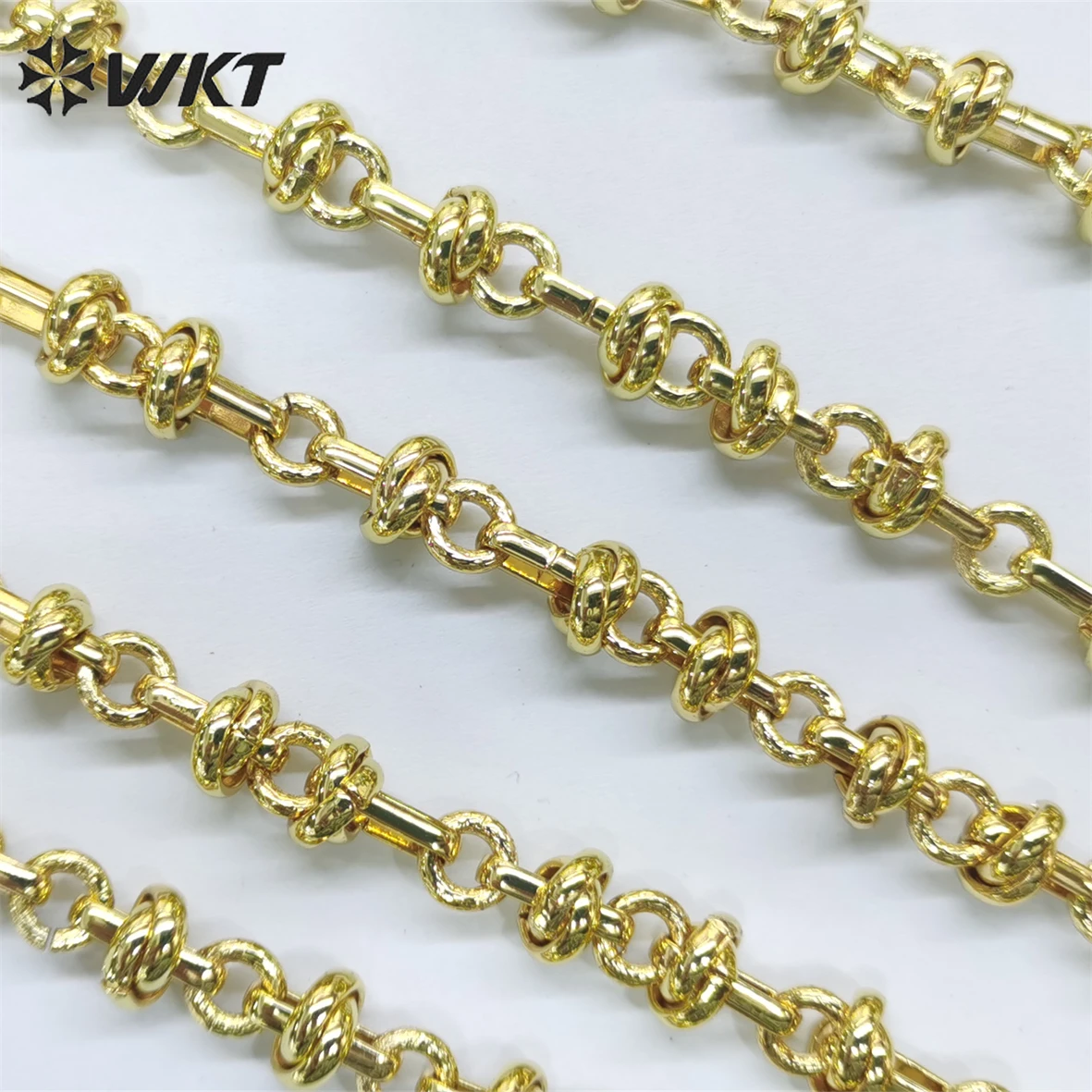 

Женское колье из цинкового сплава с позолоченной цепью