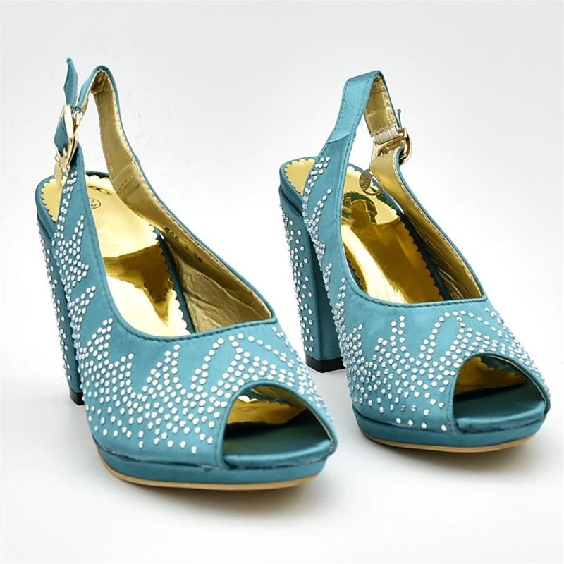 N/комплект из туфель и сумочки в африканском стиле Итальянский комплект