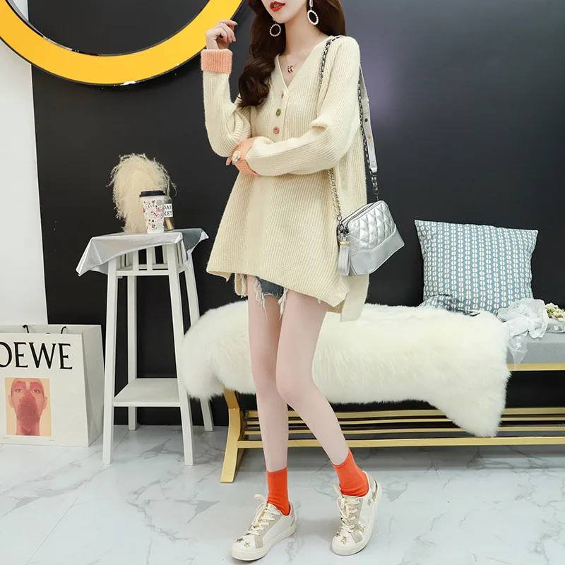 

Japanese Style 2019 Women Sweater Pullovers Autumn Winter Knitted Tops Jumper Female Short Button V-Neck Pull Femme Hiver H204