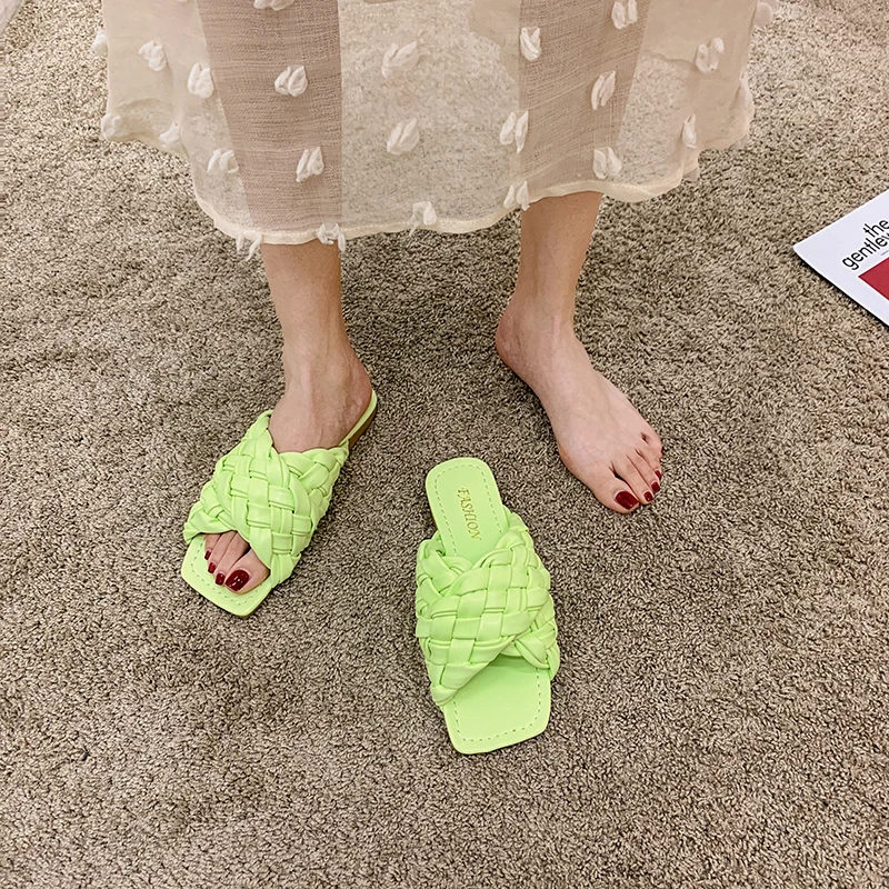 

Flat Shoes Female Rubber Slippers Slides Fashion Slipers Women Luxury 2021 PU Basic Rome Shoes Rubber Slippers Slipers Women Lux