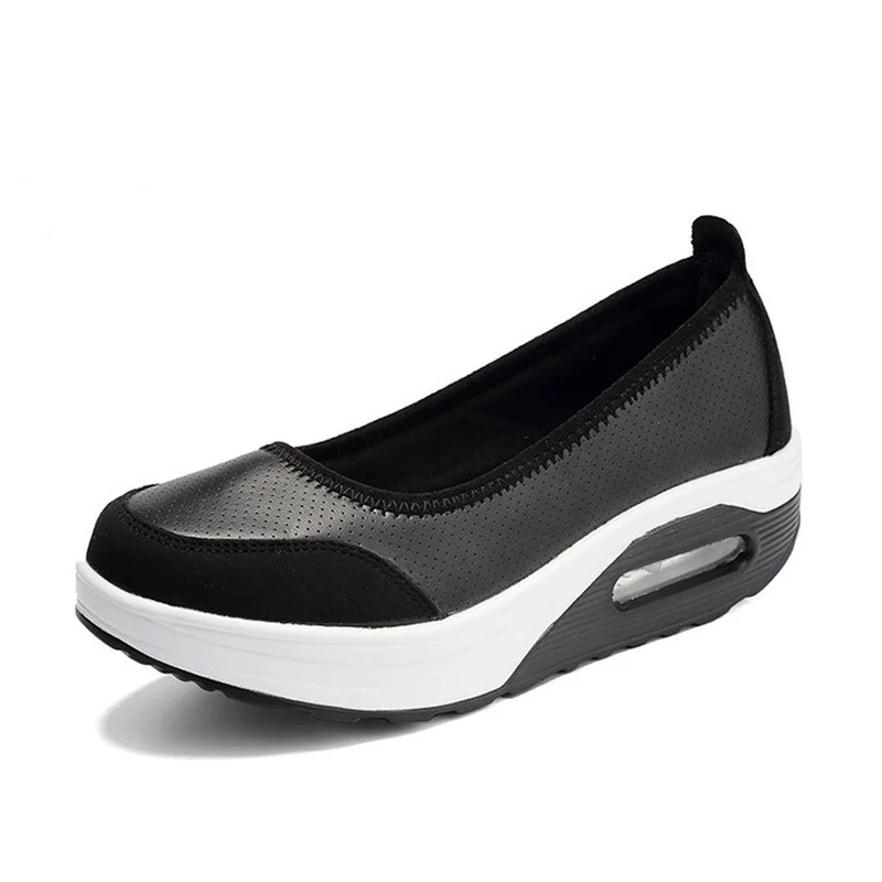 

Fashionable Comfortable Round Toe Cover Foot Vulcanized Shoes Women Shoes Autumn 2021 New Thick-soled Casual Slope Heel Sneakers