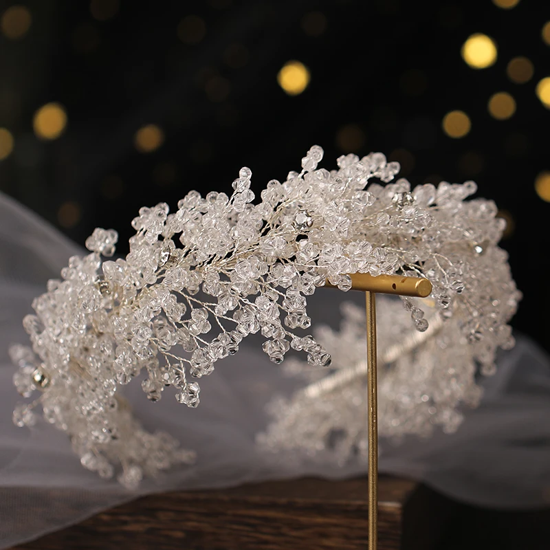 Обруч для волос винтажный серебристый с кристаллами