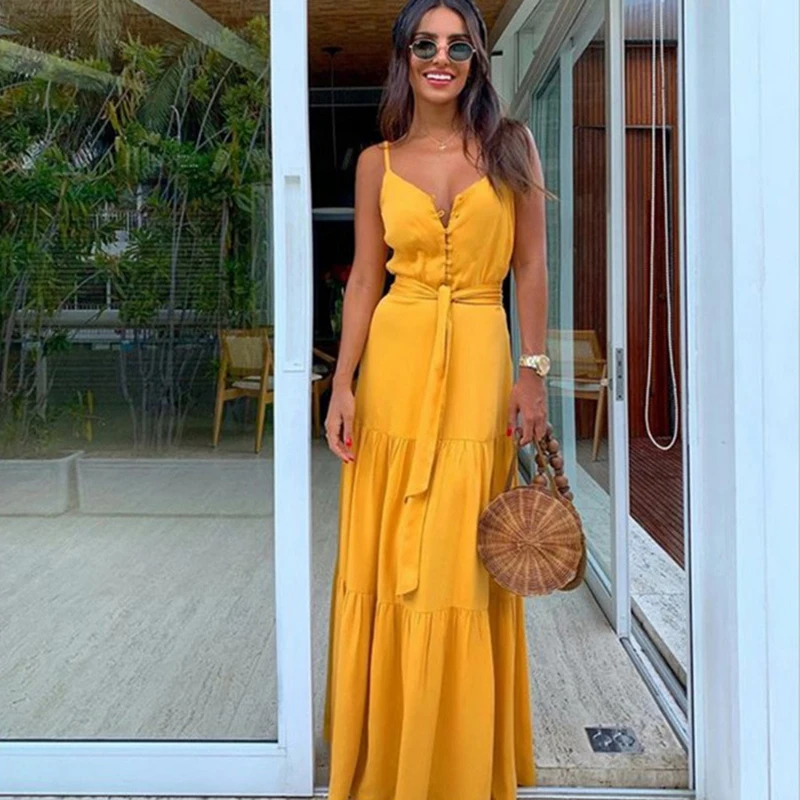 Женское длинное платье макси в стиле бохо на тонких бретельках вечерние пляжные