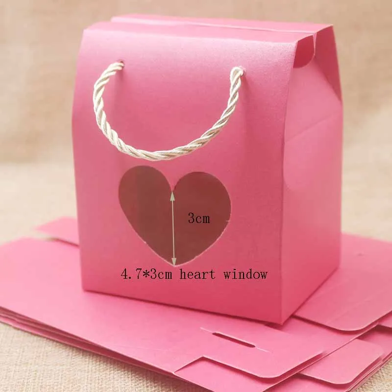 

Feiluan 50pcs blank paper handle gift box with heart /retangular pvc window box gifts /candy/wedding favor display box bag