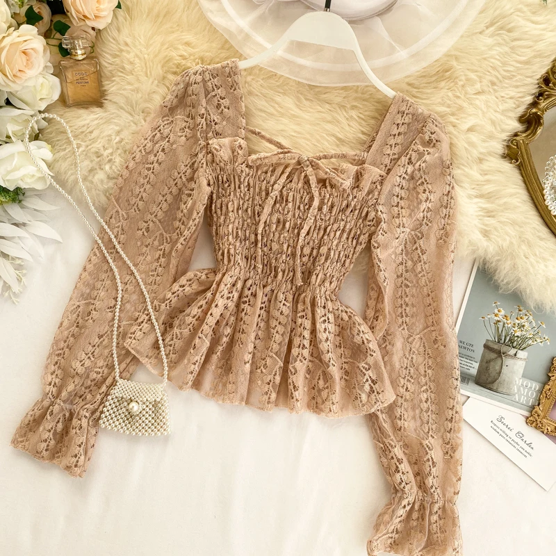 Женская кружевная блузка с оборками элегантная однотонная облегающая