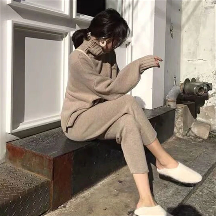 저렴한 2021 새로운 봄 가을 여자 세트 두 조각 세트 풀 오버 바지 라운지 착용 분할 미니멀리스트 스타일 WS8222