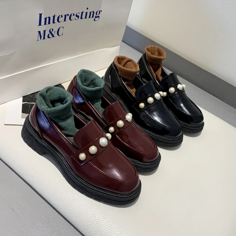 2020 классические высококачественные кожаные туфли с жемчужными бусинами женские