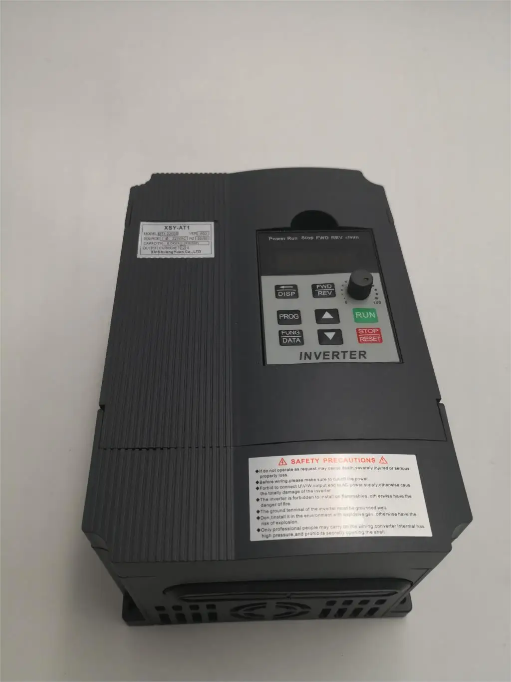 Частотно-регулируемым приводом 1.5kKW/2.2KW/4KW инвертор XSY-AT1 преобразователь частоты однофазный 220v Вход и 3-фазы мощность двигателя регулятор скорости