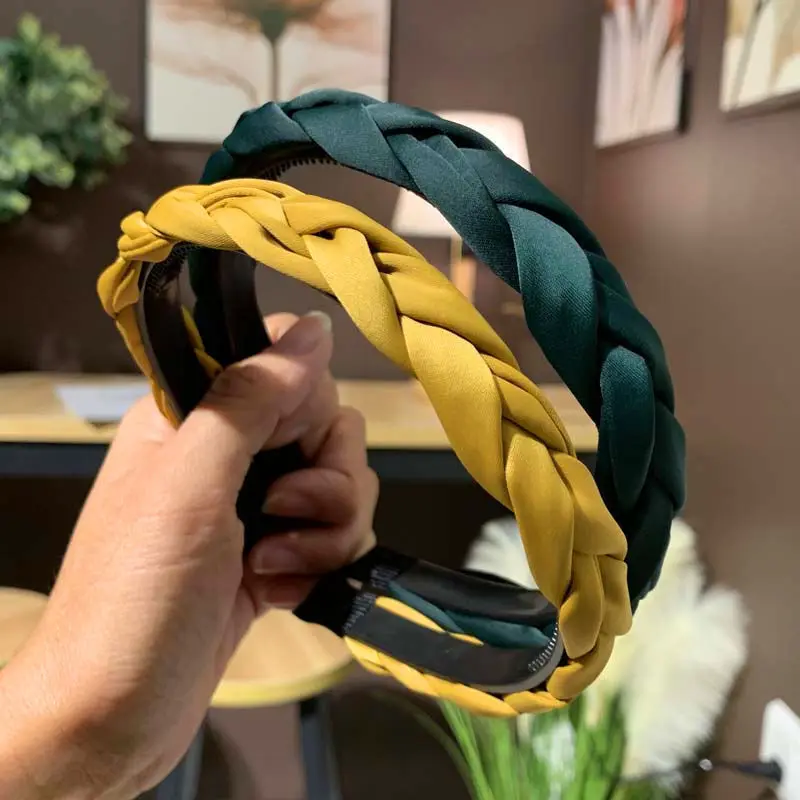 Обруч для волос хвоста однотонный в стиле селебрити |