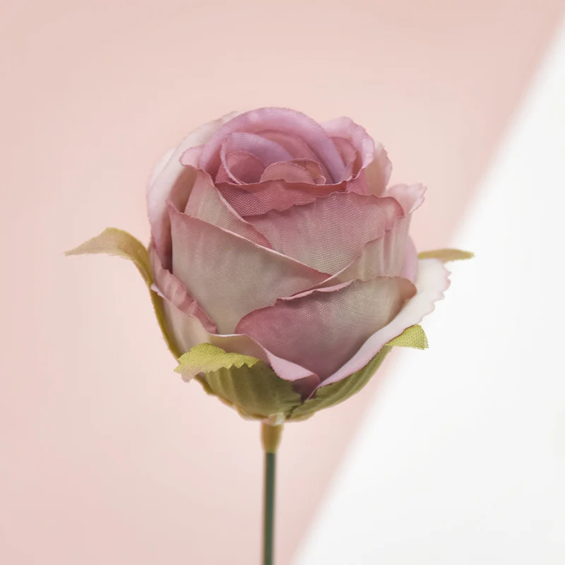 

6Pcs Artificial Flowers Silk Rose Heads Candy Box Scrapbooking Headwear Brooch Decorative Flowers Wreaths for Home Wedding Decor