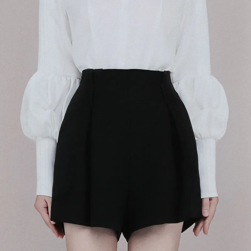 Женский офисный комплект из двух предметов Max Spri белый топ с V образным вырезом и