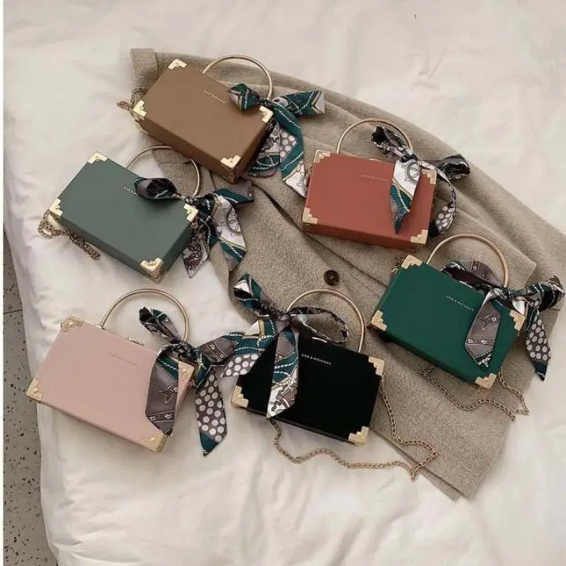 

Chain Women's Messenger Bag Fashion Box Bag Trend One Shoulder Handbag Small Bag