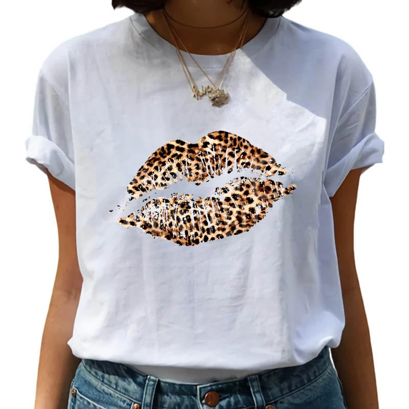 2021 New Leopard Lips Women T Shirt Vogue Graphic Tops Base O-neck Sexy Tees Kiss Lip Funny Whisper Words Girls Tshirts | Женская одежда