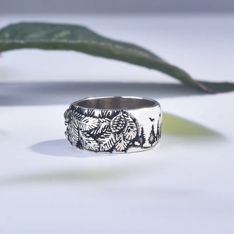 

Creative Sculpture Series of New Wolf Ring, Viking punk Europe and the United States Wolf men and women stainless steel ring