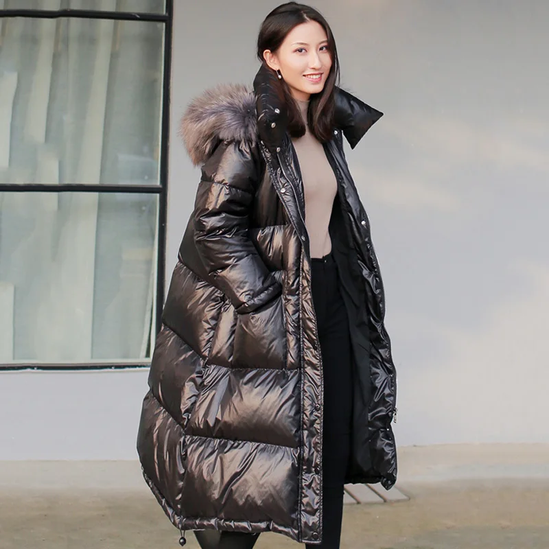 Женский пуховик с капюшоном куртка на утином пуху большим воротником из меха