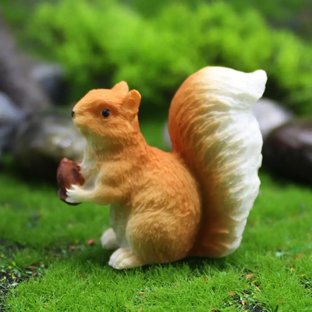 

Lovely Squirrel Family Model Cartoon Animal Figurine Dollhouse Cake Home Decor Miniature Fairy Garden Decoration
