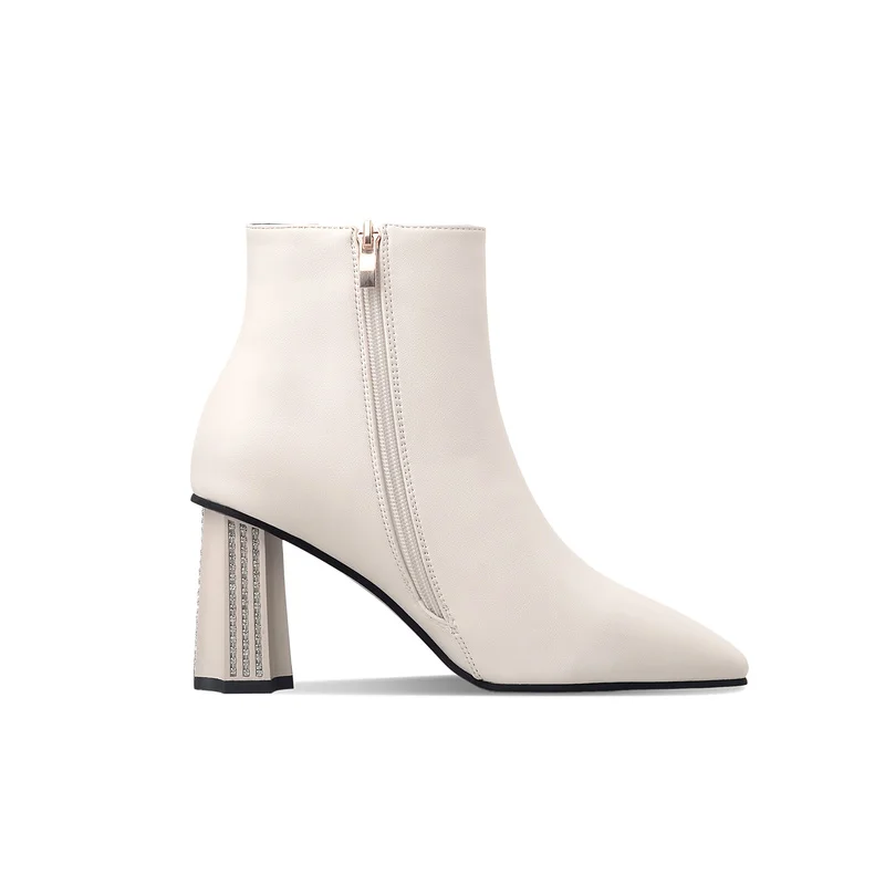 

Черные ботинки мартинсы с острым носком, красивые зимние женские ботинки в британском стиле на толстом каблуке и высоком каблуке, красные ж...