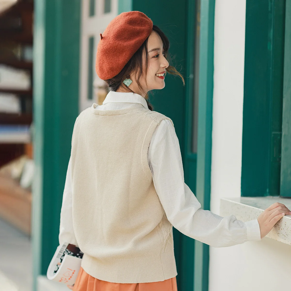 INMAN 2020 весенний однобортный жаккардовый короткий женский свитер без рукавов в