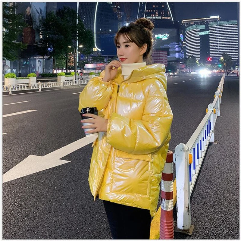 

2020 New Arrival Women Winter Jacket Shining Fabric Cotton Padded Warm Thicken Short Coat Hooded Fashion Parka Female R726