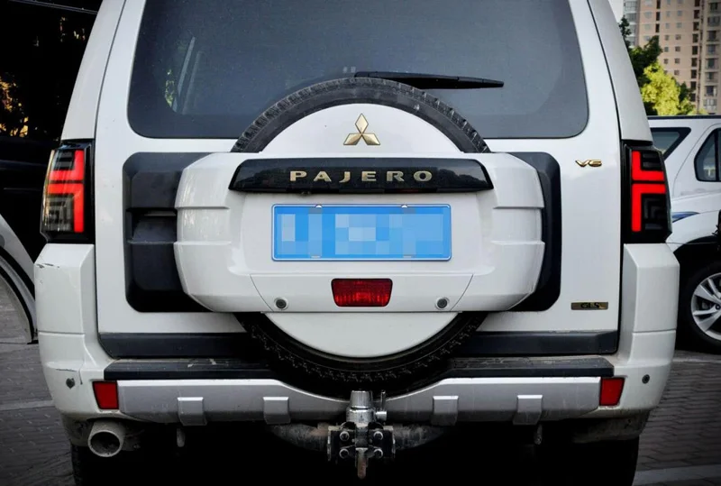 

Car Taillight Tail Lights For Mitsubishi Pajero Montero 2006 - 2020 Rear running light + Dynamic Turn Signal + Reverse + Brake