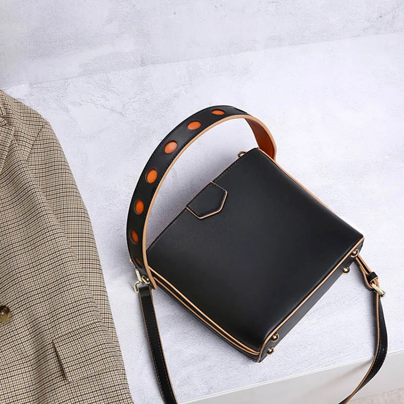 

New Famous Brand 2020 new trendy bucket bag shoulder bag female leather handbag large capacity single shoulder messenger bag