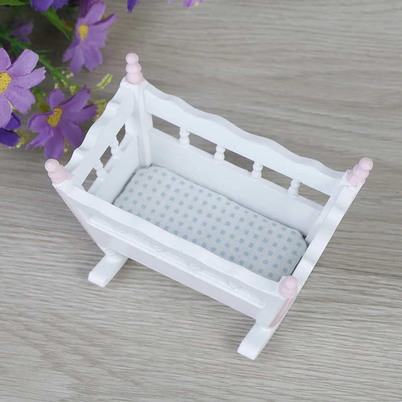 

Furniture White Wooden Cardle Baby Bed Kids Toys Wooden Nursery Cradle Baby Crib 1:12 Doll House Miniature Dolls
