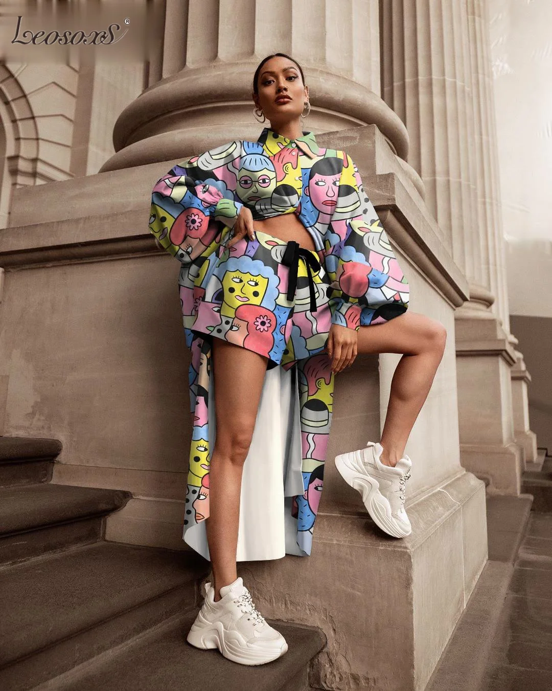 

2021 Hot Novelty Fancy Young High Street Loose High-end Full Sleeve X-Long Cloth Group Short Pants Slim Women 2 Piece Set