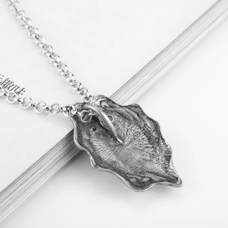 

DMC Demon Hunter Dante Amulet Necklace Vintage Vergil Crystal Gemstone Pendant Men Women Game Chain Necklace Fashion Jewelry