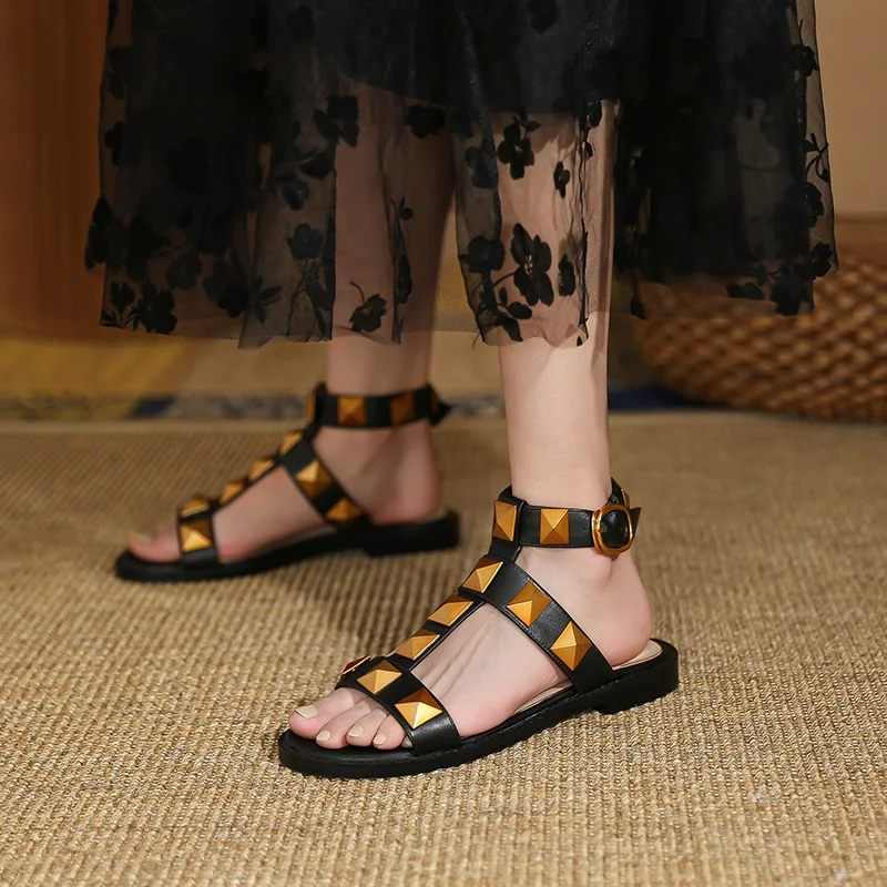 2023 new brand shoes genuine leather women sandals low square heel black white dress casual rome rivets shoes gladiator sandals
