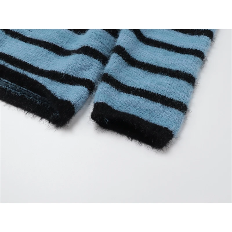 Женский трикотажный кардиган с V-образным вырезом длинным рукавом |