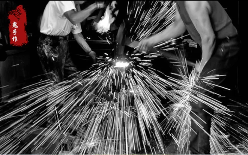 

2020 NEW Brand Cooking Knife Top Chef Knifees Personality Fashion Dragon Embossed Cutting Knifees Multi-Purpose Retro Slice