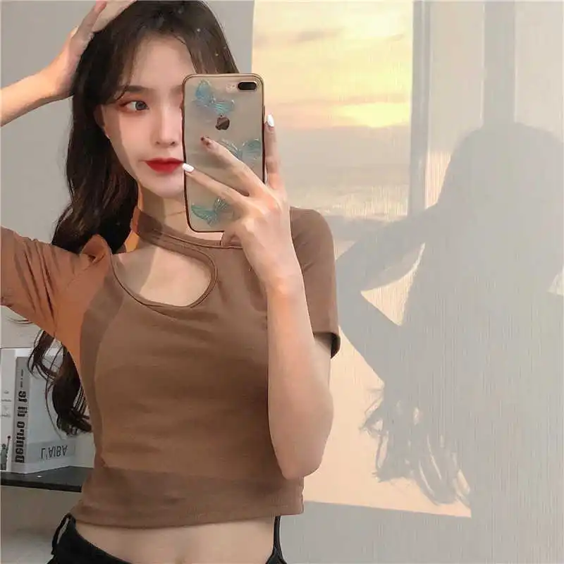 

Real Shot Sneaky Design off-Shoulder Short Sleeve Slim T-shirt Pure