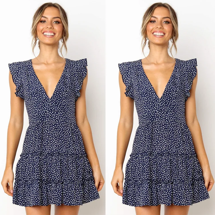 Женское летнее платье в стиле бохо с цветочным принтом без рукавов V-образным