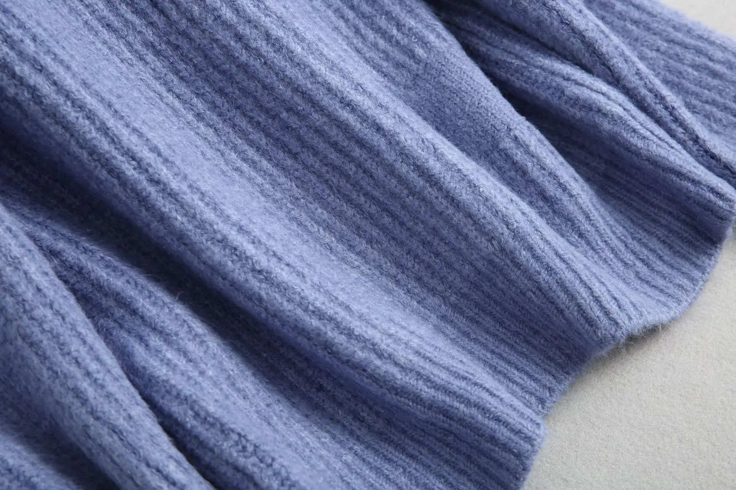 И толстые трикотажные женские пуловеры из мохера с длинным рукавом | Женская