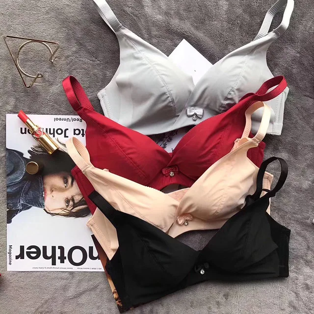 

Extravagant Upper Underwear Seamless Underwear Comfortable Explosion Bra Set