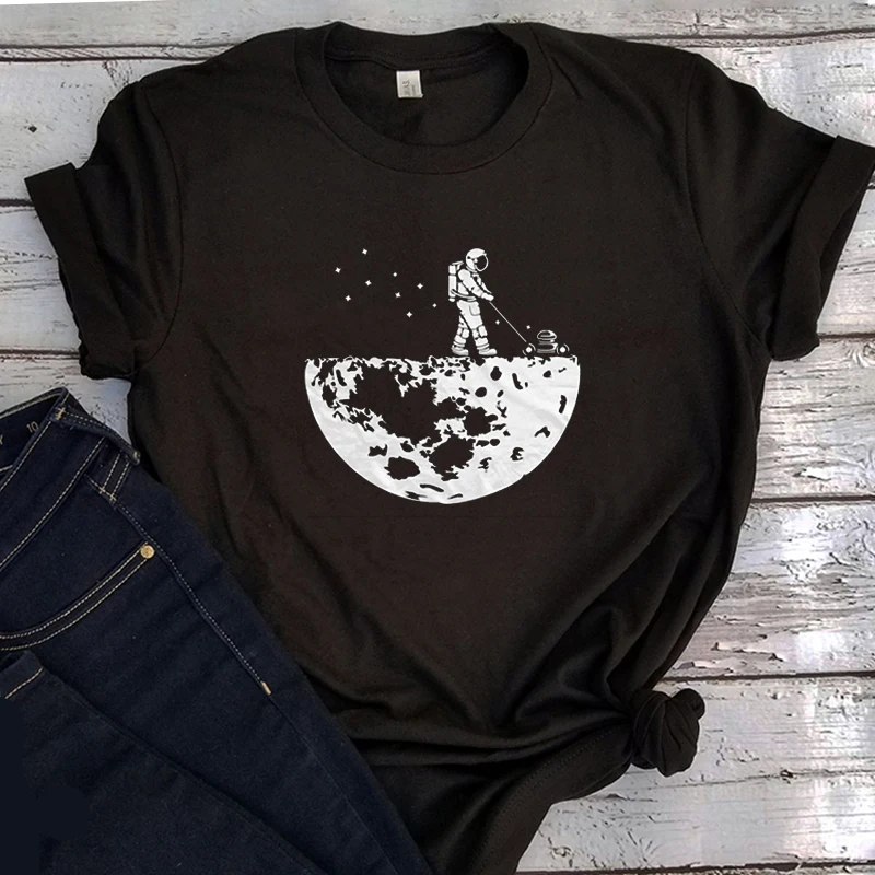 

Space Graphic T Shirts Casual Cartoon White Oversized Shirt 2021 Summer New Short Sleeves streetwear Men Clothing Summer
